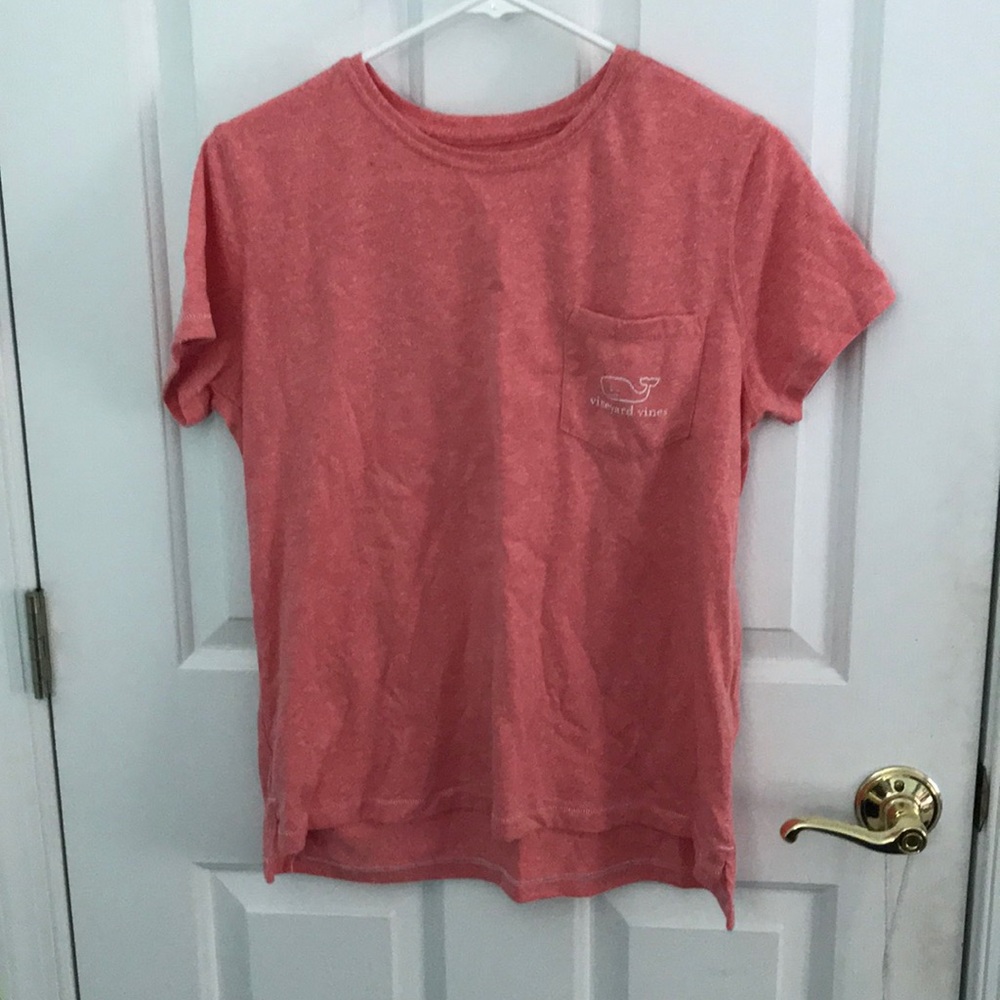 Vineyard vines t-shirt